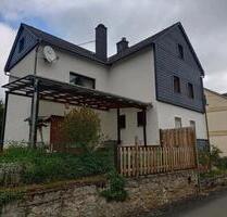 Haus mit Nebengebäude - 350.000,00&nbsp;EUR Kaufpreis, ca.&nbsp; 150,00&nbsp;m&sup2; in Aßlar (PLZ: 35614)
