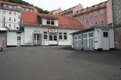 Foto - Freistehendes Einfamilienhaus mit Doppelgarage und Garten