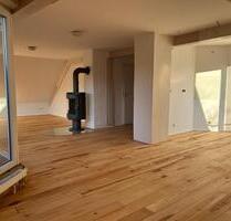 Extravagante 4 Zi Maisonette-Whg., Dachterasse, Loggia & Balkon - Ebringen