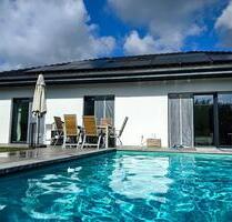 Autarker Bungalow mit Pool & Erdwärme & PV – Grenznah in Anholt - Isselburg