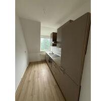 DG Maisonette 3-Zimmer mit EBK, Laminat und Wannenbad in guter Lage - Chemnitz Kapellenberg