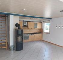Gemütliche großzügige 4-Zimmer-Maisonettwohnung - Ötzingen