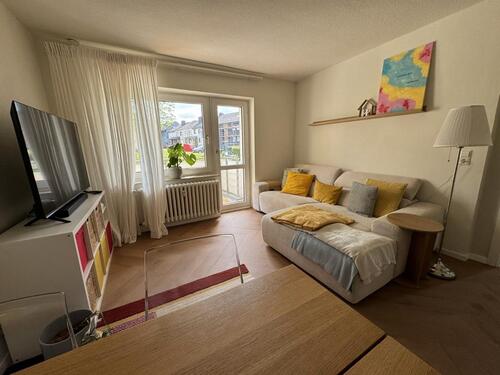 Foto - Stylische vollmöblierte Hochparterre-Wohnung