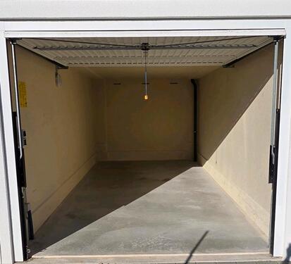 Foto - PKW Garage zu vermieten, Sommer-Winterauto, Cabrio, Oldtimer