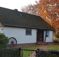 Haus ausgebauter Keller mit Bad großes Südgrundstück - Neetze