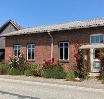 Freistehendes Einfamilienhaus, altes Bauernhaus + Baugrundstück - Rehna