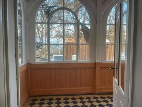 Foto - Helle Wohnung mit Wintergarten in zentraler Lage