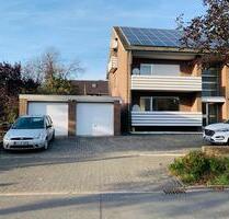 Helle 3 -Zimmer Dachgeschosswohnung mit Balkon in Versmold - Bielefeld Helle 3 -Zimmer Dachgeschosswohnung mit Balkon in Versmold - Bielefeld