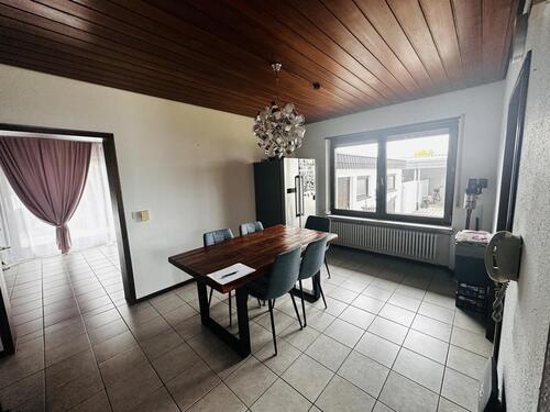 Foto - 3,5-Zimmer-Maisonettewohnung mit Gartenanteil in einem ruhigen Zweifamilienhaus
