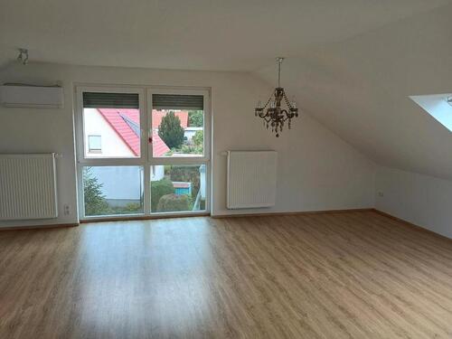 Foto - Schöne 3 Zimmer DG Wohnung - 620,00 EUR Kaltmiete,