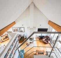 Maisonettewohnung mit Dachterrasse und Kamin in Rheinnähe - Düsseldorf Heerdt