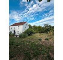 Haus mit 2 Garagen und Grundstück für 2 DHH - Hösbach