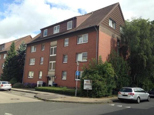 Foto - Renovierte, gut geschnittene 3 Zimmer-Wohnung mit Einbauküche