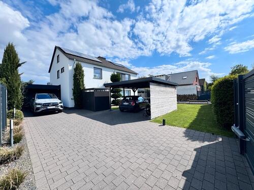 Foto - Modernisiertes freistehendes Einfamilienhaus in traumhafter Lage