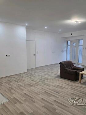 Foto - 2 Zimmer küche Bad - 600,00&nbsp;EUR Kaltmiete, ca.&nbsp; 100,00&nbsp;m&sup2;