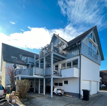 Foto - 5 Zimmer Wohnung am See - 1.400,00&nbsp;EUR Kaltmiete, ca.&nbsp; 108,00&nbsp;m&sup2;