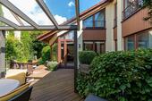 Foto - SELTENHEIT - Gartenhofhaus in zentraler Lage