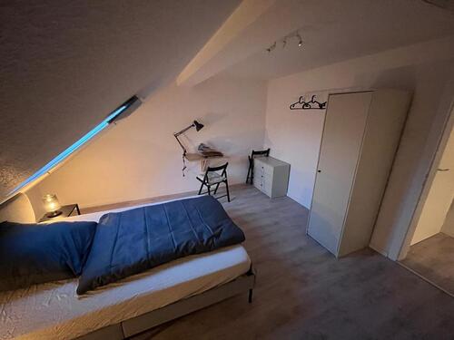 Foto - 1 Zimmer Dachgeschoßwohnung in Duisburg