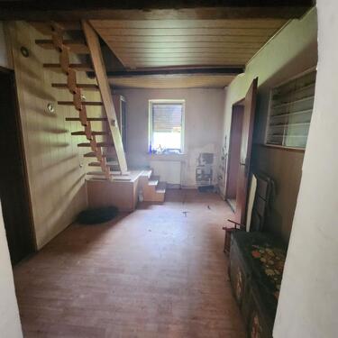 Foto - Haus+Grundstück - 100.000,00&nbsp;EUR Kaufpreis, ca.&nbsp; 200,00&nbsp;m&sup2;