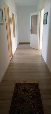 Foto - Dachgeschosswohnung - 355,00 EUR Kaltmiete, ca.  71,00 m²