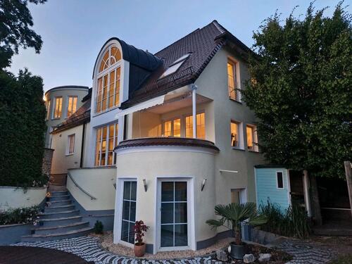 Foto - TOP- LUXUSVILLA *** SKYLINE-BLICK *** SPA *** POOL