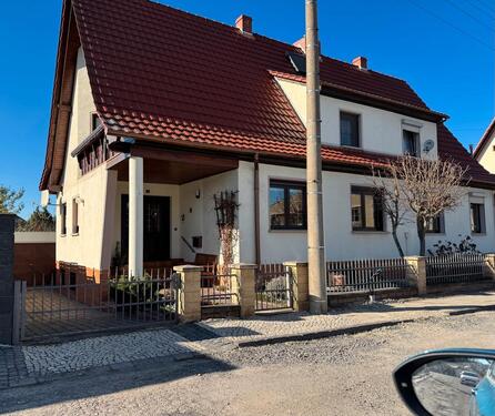 Foto - Charmante Doppelhaushälfte 135 qm in Heldrungen bezugsfertig