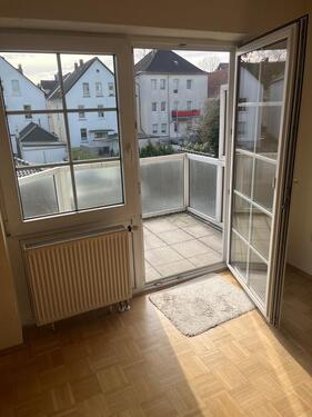 Foto - 1 ZKB, möbliert, mit Balkon und Einbauküche