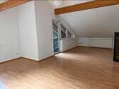 Foto - 2 Zimmer Dachgeschoss Wohnung mit Balkon