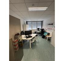 BüroLager zu vermieten 18qm - 500,00&nbsp;EUR Kaltmiete, ca.&nbsp; 18,00&nbsp;m&sup2; in Kelkheim (Taunus) (PLZ: 65779)