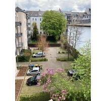 Kompakte DG 3-Zimmer mit neuem Laminat u. Wanne in Zentrumsnähe! Stellplatz mgl. - Chemnitz Hilbersdorf