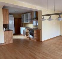 Innenstadtnahe renovierte 3-Zimmer-Maisonette-Wohnung im Oldenburger Ziegelhofviertel! Innenstadtnahe renovierte 3-Zimmer-Maisonette-Wohnung im Oldenburger Ziegelhofviertel!