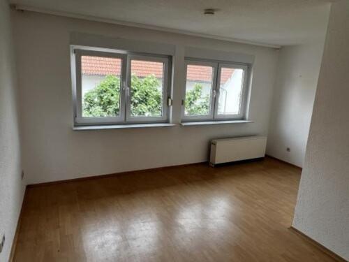 Foto - Verkaufe - Top geschnittene 4-Zimmerwohnung mit Balkon im DG