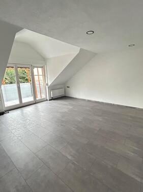 Foto - Etagenwohnung zur Miete in Ellhofen