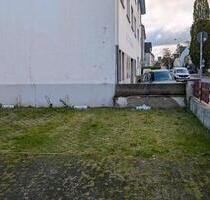 PKW-Stellplatz zu vermieten – Zentrale Lage am Klinikum Bielefeld