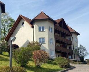 Schicke Wohnung in Bestlage! - 720,00&nbsp;EUR Kaltmiete, ca.&nbsp; 84,75&nbsp;m&sup2; in Schmalkalden (PLZ: 98574)