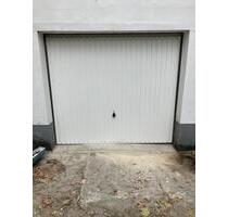 Garage in geschlossenem Hof zu vermieten! - Mönchengladbach Nord