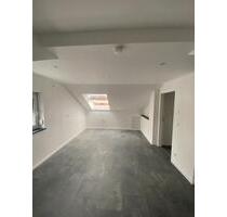 Sanierte Dachgeschosswohnung in Königsbrunn Nord