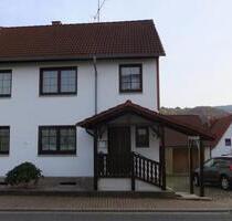 Provisionsfrei: Charme, Platz & Wärmepumpe! Familienhaus in Wilde - Wildeck