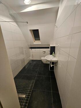 Foto - 2.5 Zimmer Dachgeschoßwohnung zur Miete in Duisburg