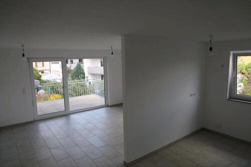 Foto - Helle 2,5 Zi. Wohnung in Darmsheim Provisionsfrei sofort verf.