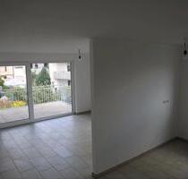 Helle 2,5 Zi. Wohnung in Darmsheim Provisionsfrei sofort verf. - Böblingen