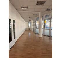 Ladenfläche EG 50 m² mit viel Licht - Berlin Treptow-Köpenick