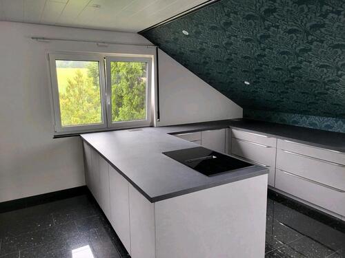 Foto - 4.5 Zimmer Dachgeschoßwohnung zur Miete in Gunningen