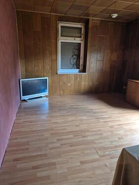 Foto - Neurenovierte Wohnung - 300,00 EUR Kaltmiete,