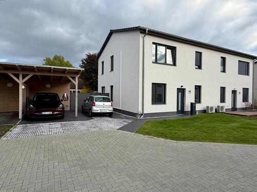 Foto - Modernes und energieeffizientes Neubauhaus mit 5 Zimmern