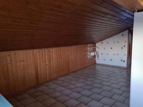 Foto - 2 Zimmer Dachgeschoßwohnung zur Miete in Wettenberg