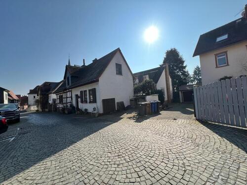 Foto - 7 Zimmer Einfamilienhaus zum Kaufen in Oberursel (Taunus)