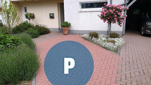 Foto - Parkplatz Nähe Flughafen Köln Bonn