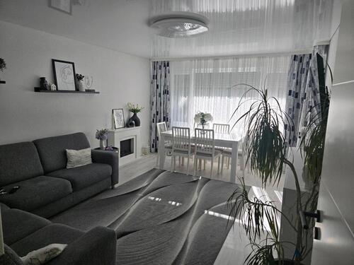 Foto - Von Privat 4.0-Zimmer Wohnung + Garage in Sinsheim- Gartenstadt