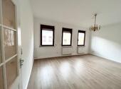 Foto - Saniert mit Einbauküche: ansprechende 3,5-Zimmer-Wohnung, Meerane